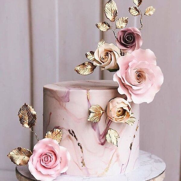 birthday cake flower